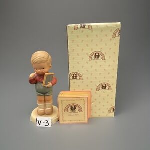 Enesco 1987 Memories of Yesterday How Do You Spell‎ Sorry Little Boy Figurine